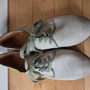 Women's Cream and Green Lace-Up Shoes